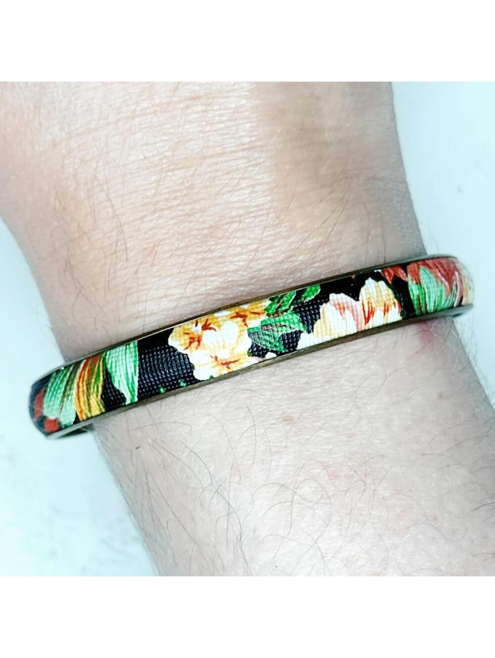 5904u. Black Fabric Floral Bracelet
